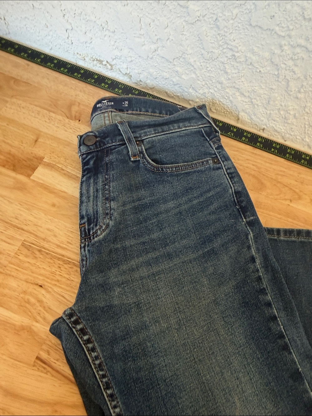 Hollister Men's Blue Denim Jeans - boot cut
